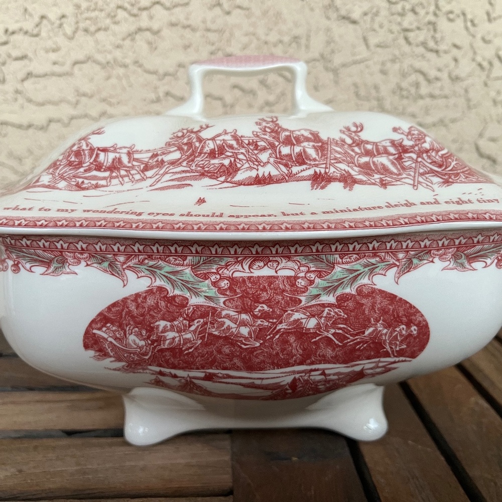 Johnson Brothers NEW Tureen with Lid 13.75 x 10.5" & 7" H Rose w Green Accents